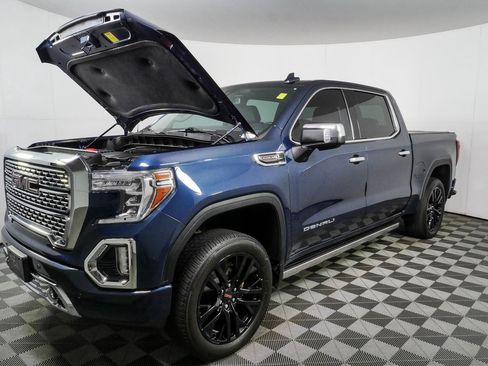 Certified 2022 GMC Sierra 1500 Denali w/ Denali Premium Package AWD/4WD image 32
