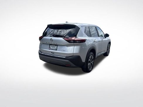 Used 2023 Nissan Rogue SV FWD image 5