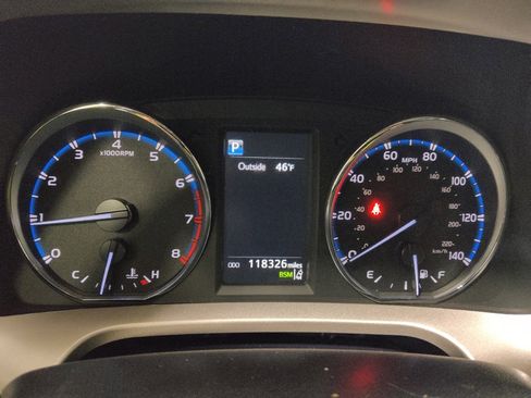 Used 2018 Toyota RAV4 Limited w/ All Weather Liner Package image 23