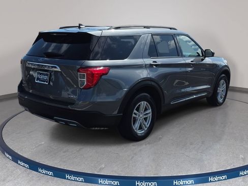 Certified 2023 Ford Explorer XLT w/ Equipment Group 202A AWD/4WD image 5