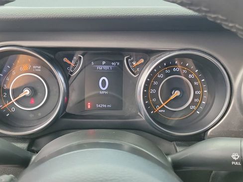 Used 2023 Jeep Wrangler Sport AWD/4WD image 10