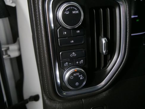 Used 2022 GMC Sierra 3500 SLE w/ Gooseneck/5TH Wheel Package AWD/4WD image 16