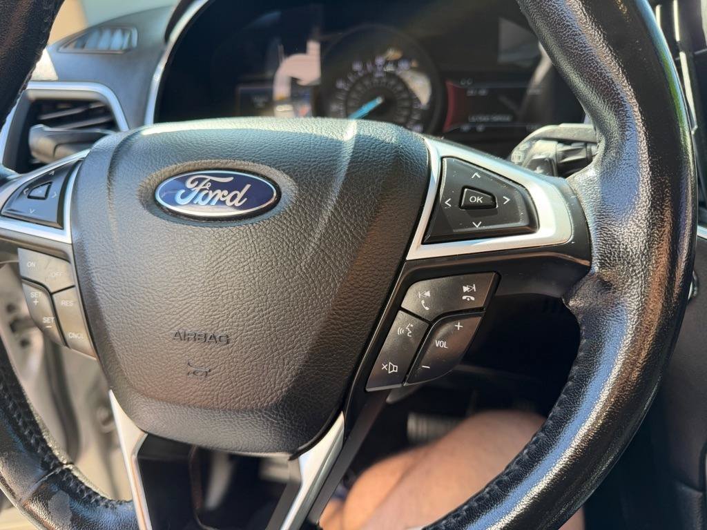 Used 2015 Ford Edge Titanium w/ Technology Package AWD/4WD image 36