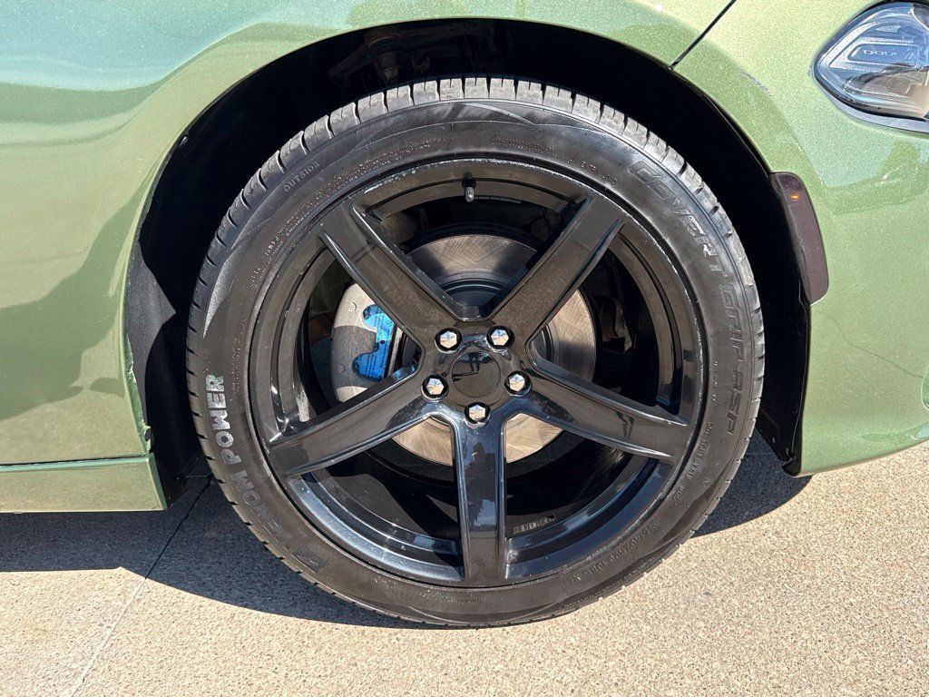 Used 2022 Dodge Charger R/T w/ Blacktop Package RWD image 53