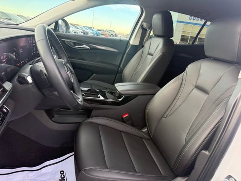 Used 2025 Buick Envision Preferred image 10