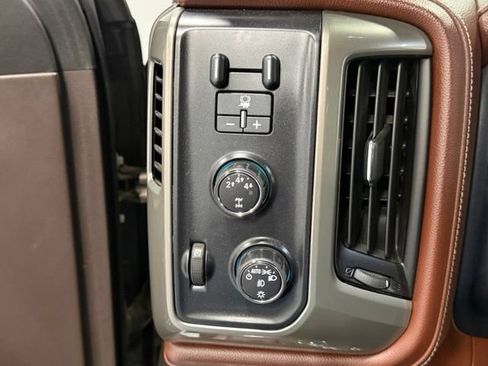 Used 2015 Chevrolet Silverado 3500 High Country w/ Duramax Plus Package AWD/4WD image 17