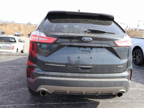 Used 2022 Ford Edge Titanium image 9