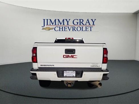 Used 2017 GMC Sierra 3500 Denali w/ Duramax Plus Package image 4