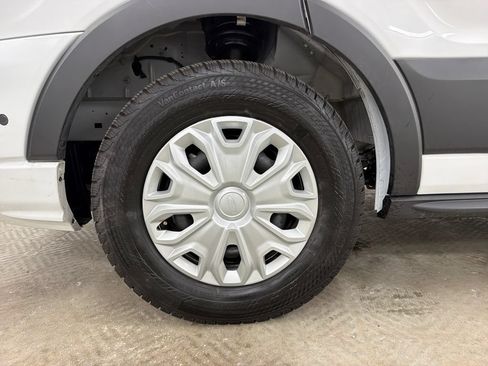 Used 2026 Ford Transit 350 XLT RWD image 11