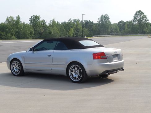 Used 2006 Audi S4 Cabriolet image 13