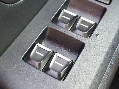 Used 2023 Honda Pilot EX-L image 31