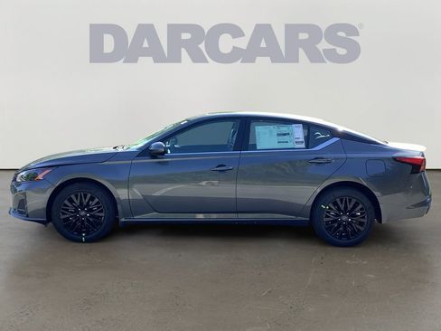 Used 2026 Nissan Altima 2.5 SV w/ SV Special Edition Package AWD/4WD image 4