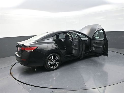 Used 2023 Nissan Sentra SV image 41