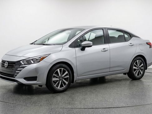 Used 2025 Nissan Versa SV w/ Trunk Package image 3