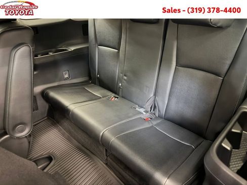 New 2026 Toyota Grand Highlander Platinum image 12
