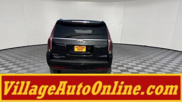 Used 2018 Cadillac Escalade Luxury AWD/4WD image 52