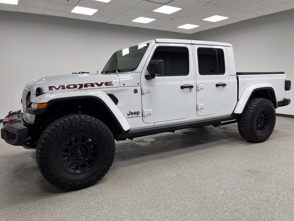 Used 2023 Jeep Gladiator Mojave w/ Cold Weather Group AWD/4WD image 6