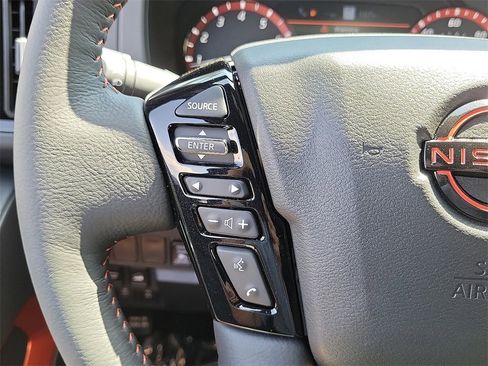 New 2025 Nissan Frontier PRO-4X w/ Pro Premium Package image 6