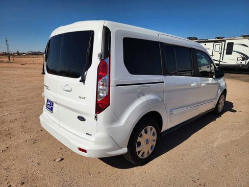Used 2023 Ford Transit Connect XLT FWD image 5