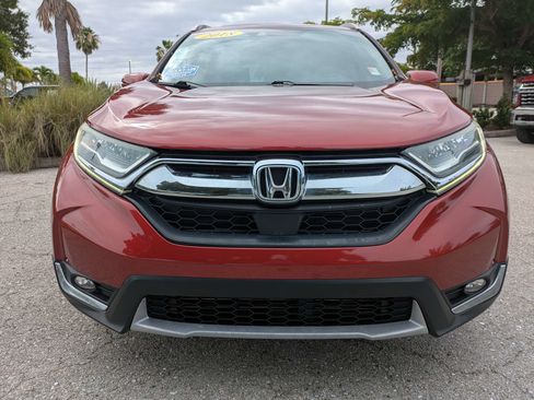 Used 2018 Honda CR-V Touring image 3
