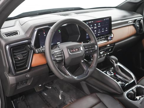 Used 2023 GMC Canyon AT4 w/ AT4 Premium Package AWD/4WD image 19