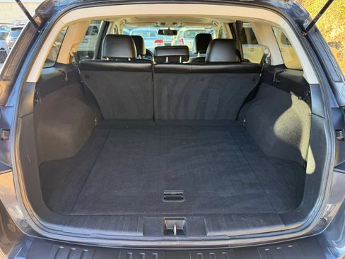 Used 2013 Subaru Outback 3.6R Limited w/ Moonroof Pkg AWD/4WD image 17