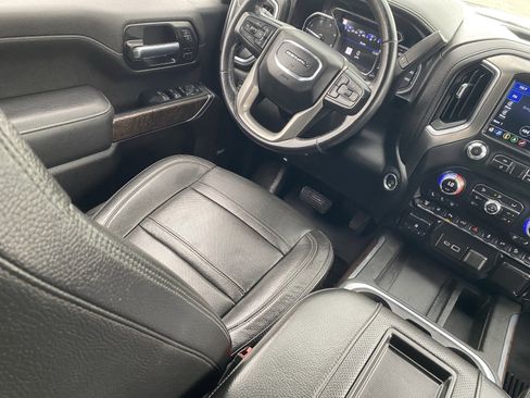 Used 2022 GMC Sierra 2500 Denali w/ Denali Ultimate Package image 15