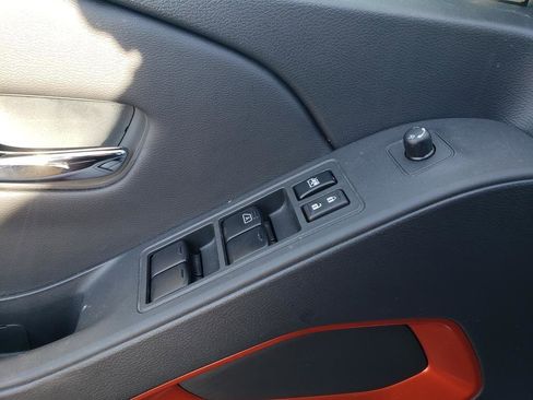 Certified 2025 Nissan Frontier PRO-4X w/ Pro Convenience Package image 28