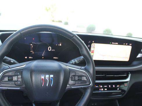 Used 2024 Buick Envista Avenir FWD image 32