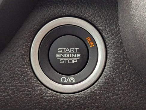 Used 2025 RAM 1500 Tradesman w/ Night Edition AWD/4WD image 32