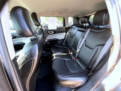 Certified 2022 Jeep Compass Limited AWD/4WD image 20