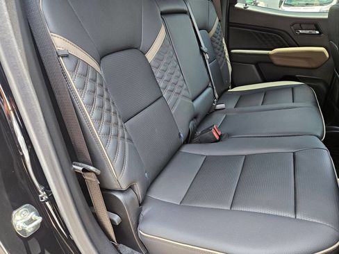 New 2026 GMC Canyon Denali w/ LPO, Denali Black Edition AWD/4WD image 27