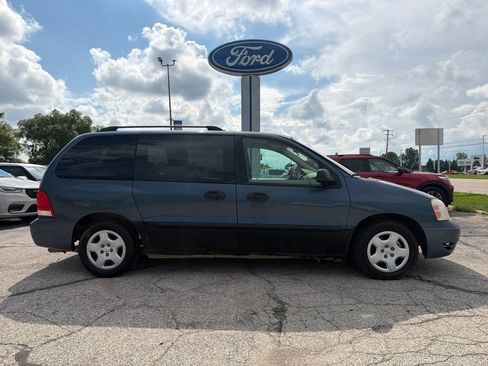 Used 2006 Ford Freestar SE FWD image 1