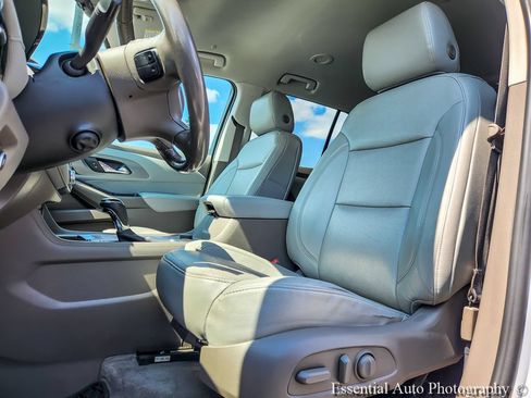 Used 2019 Chevrolet Traverse Premier FWD image 7