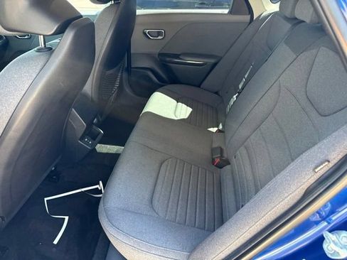 Used 2025 Kia K4 EX FWD image 15