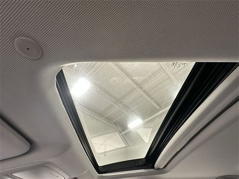 Used 2021 Honda Accord EX-L image 29