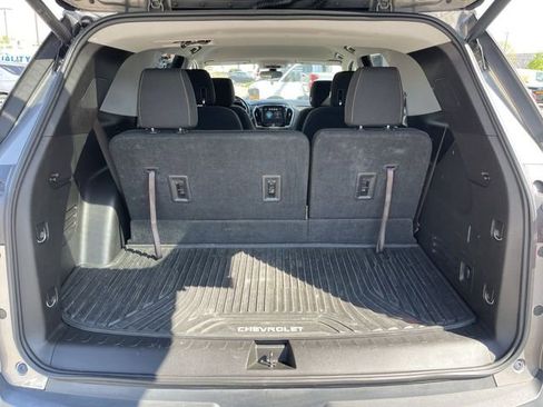 Used 2018 Chevrolet Traverse LT FWD image 23