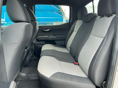 Used 2023 Toyota Tacoma TRD Off-Road AWD/4WD image 8