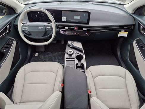 New 2025 Kia EV6 Wind image 15