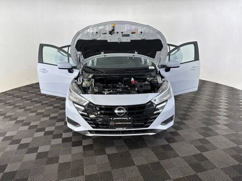 Certified 2025 Nissan Versa SV w/ Trunk Package FWD image 11