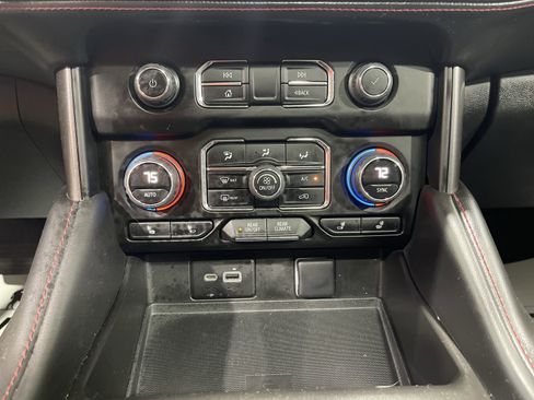 Used 2023 Chevrolet Tahoe RST AWD/4WD image 26