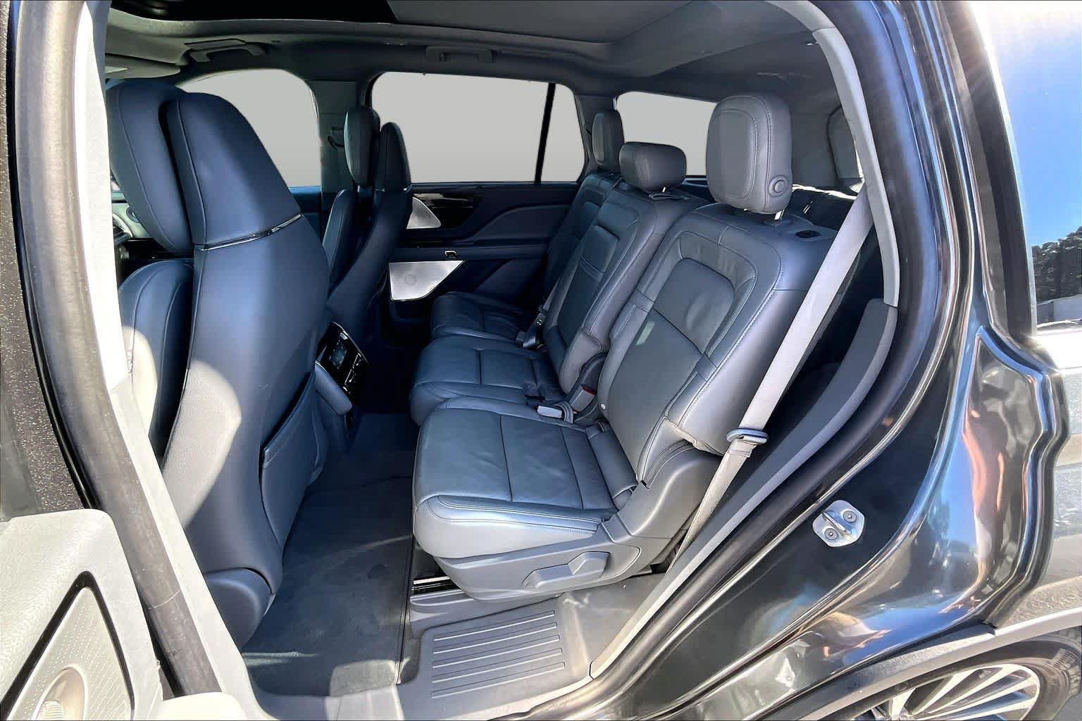 Used 2020 Lincoln Aviator Reserve w/ Equipment Group 201A AWD/4WD image 21