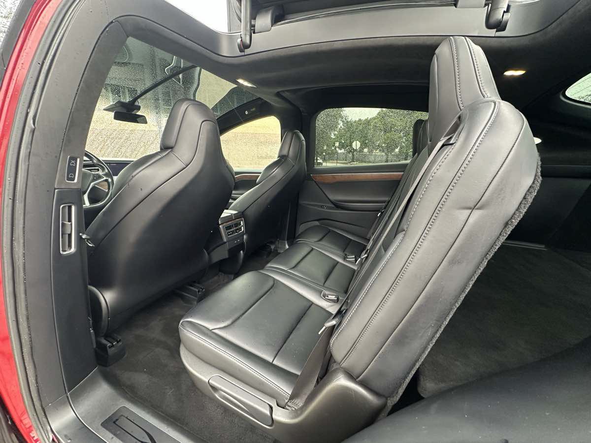 Used 2017 Tesla Model X 100D AWD/4WD image 36
