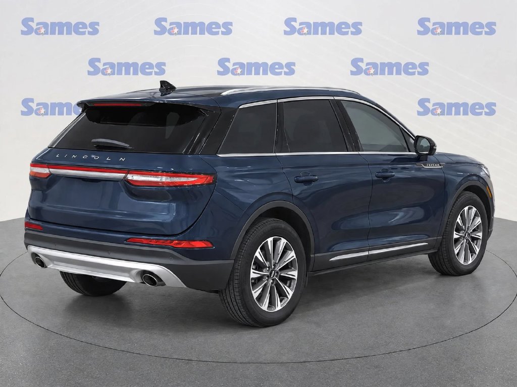 Used 2020 Lincoln Corsair Reserve w/ Elements Package FWD image 3