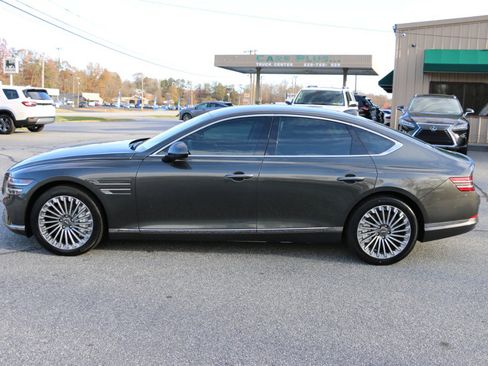 Used 2024 Genesis G80 w/ Prestige Package image 2