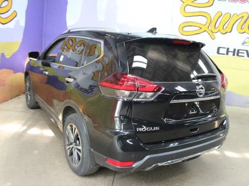 Used 2019 Nissan Rogue SV AWD/4WD image 6