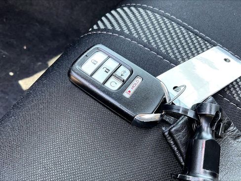 Used 2018 Honda Civic EX image 15