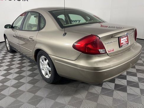 Used 2006 Ford Taurus SEL image 20