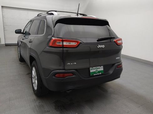 Used 2016 Jeep Cherokee Latitude w/ Safety/Convenience Group image 6