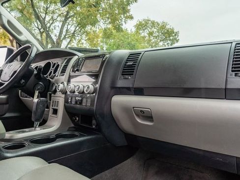 Used 2013 Toyota Sequoia SR5 image 49